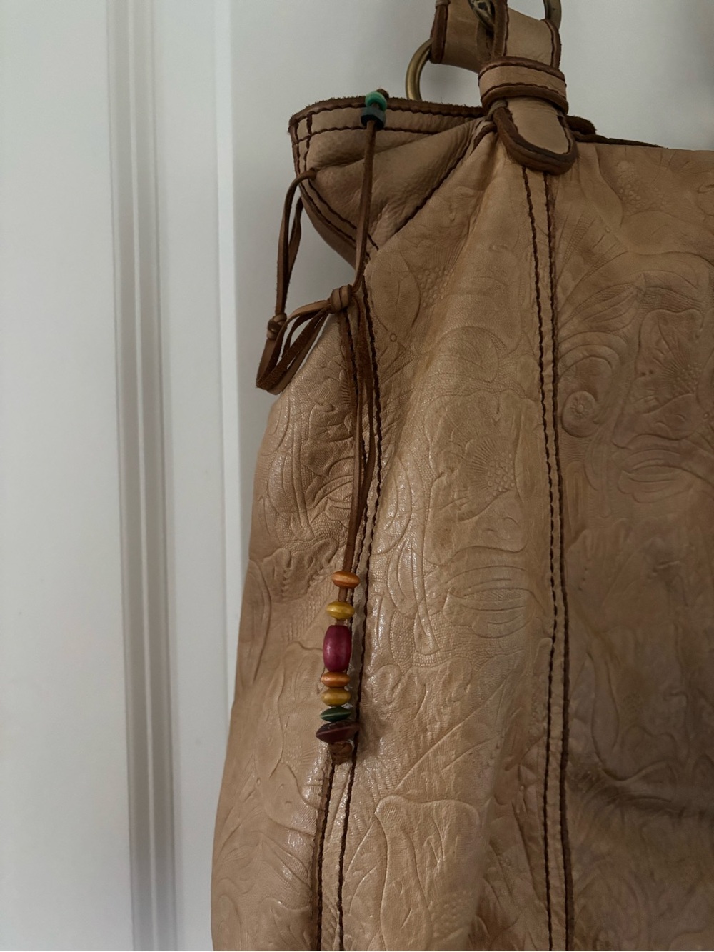 Lucky Brand Floral Embossed Leather Shoulder Bag Boho Slouchy - Picture 8 of 10